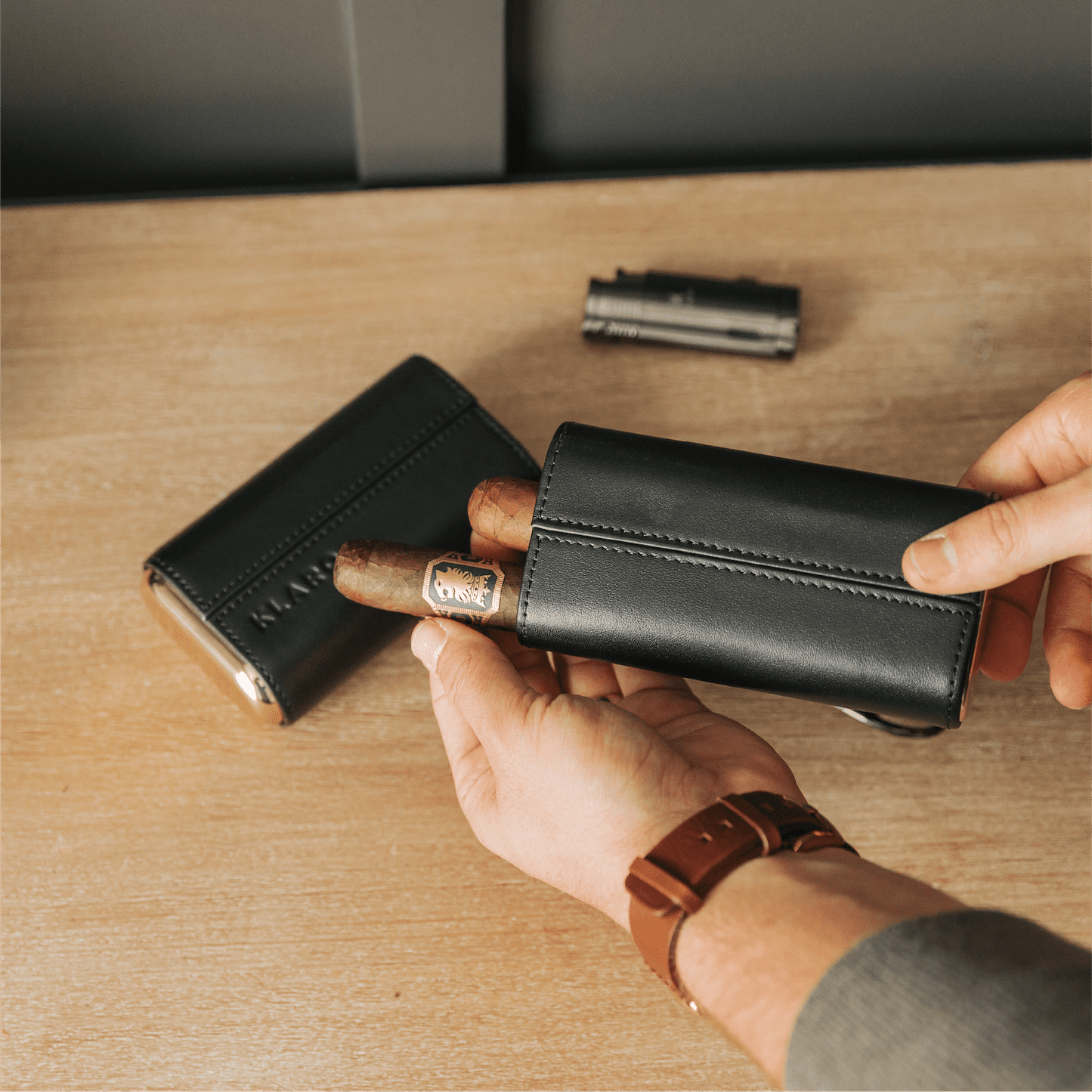 Estuche de viaje premium para 3 cigarros