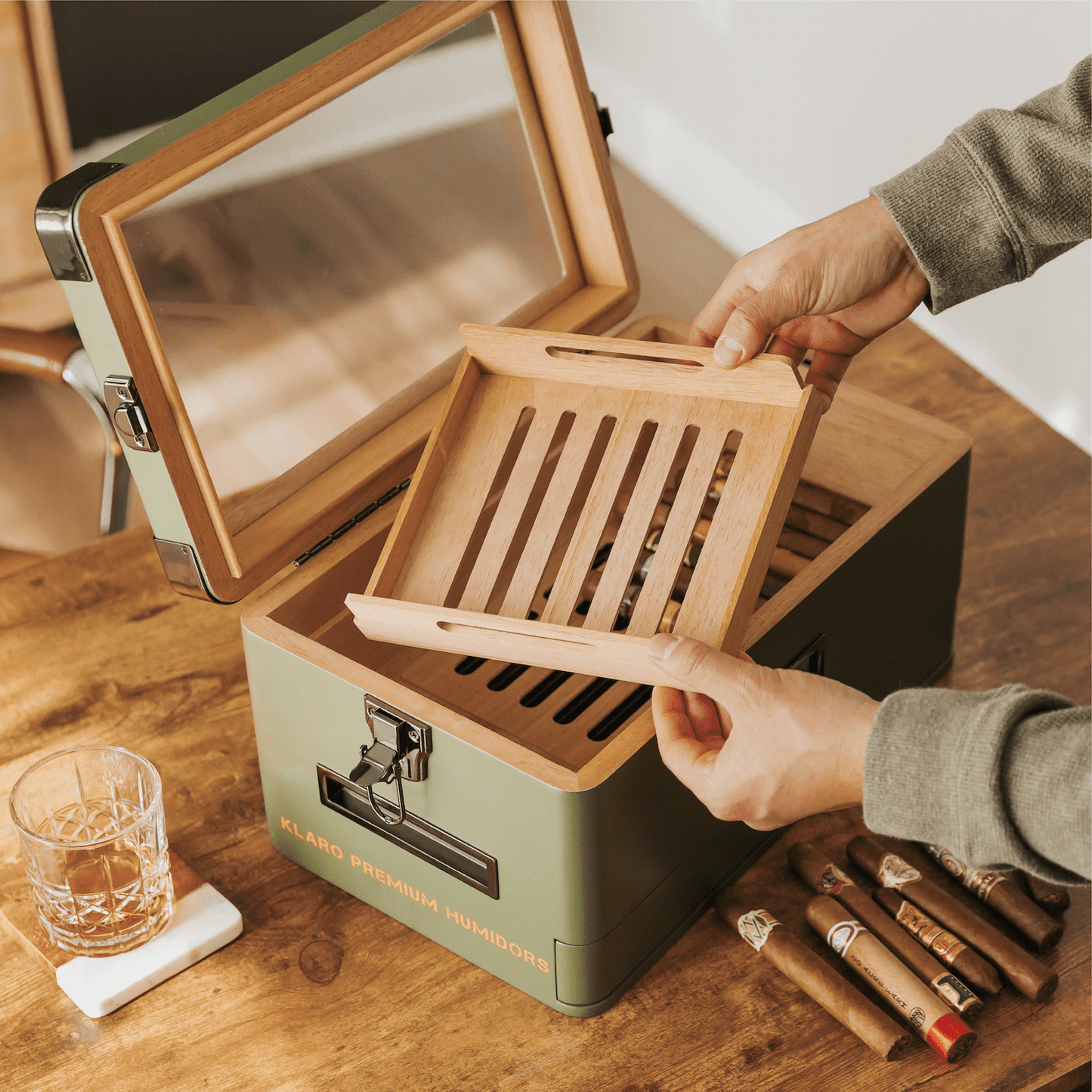 Bandeja de almacenamiento de humidor militar adicional