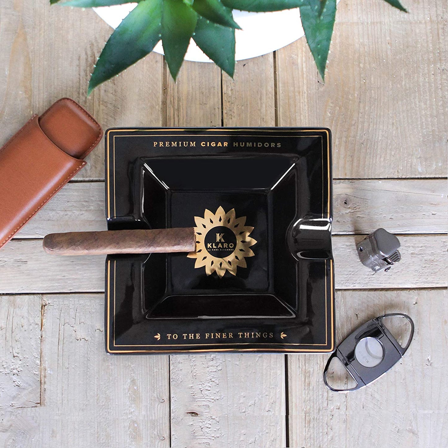 Klaro Square Medium Ceramic Ashtray