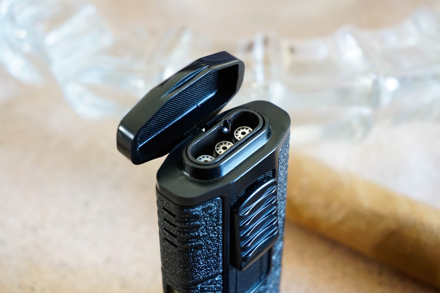 Xikar Tactical Bundle Pack - Schwarz Combo - Zigarrenschneider und Taschenlampe Feuerzeug