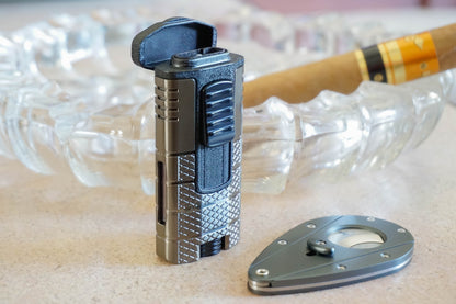 Xikar Tactical Bundle Pack - Titanium Combo - Zigarrenetui und Taschenlampe Feuerzeug