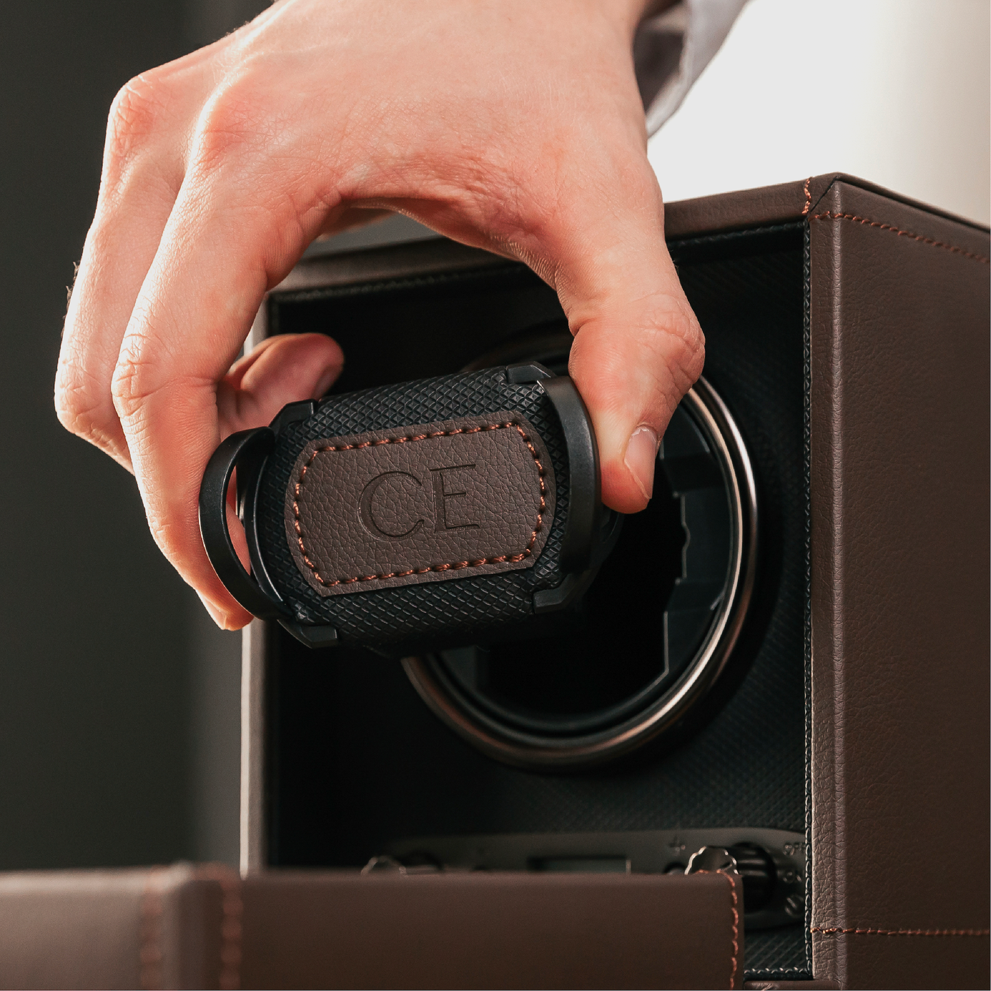 The Benson Single Watch Winder - Brown