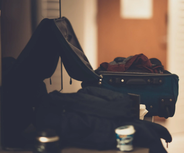 6 things you want to FORGET when packing for a vacation!