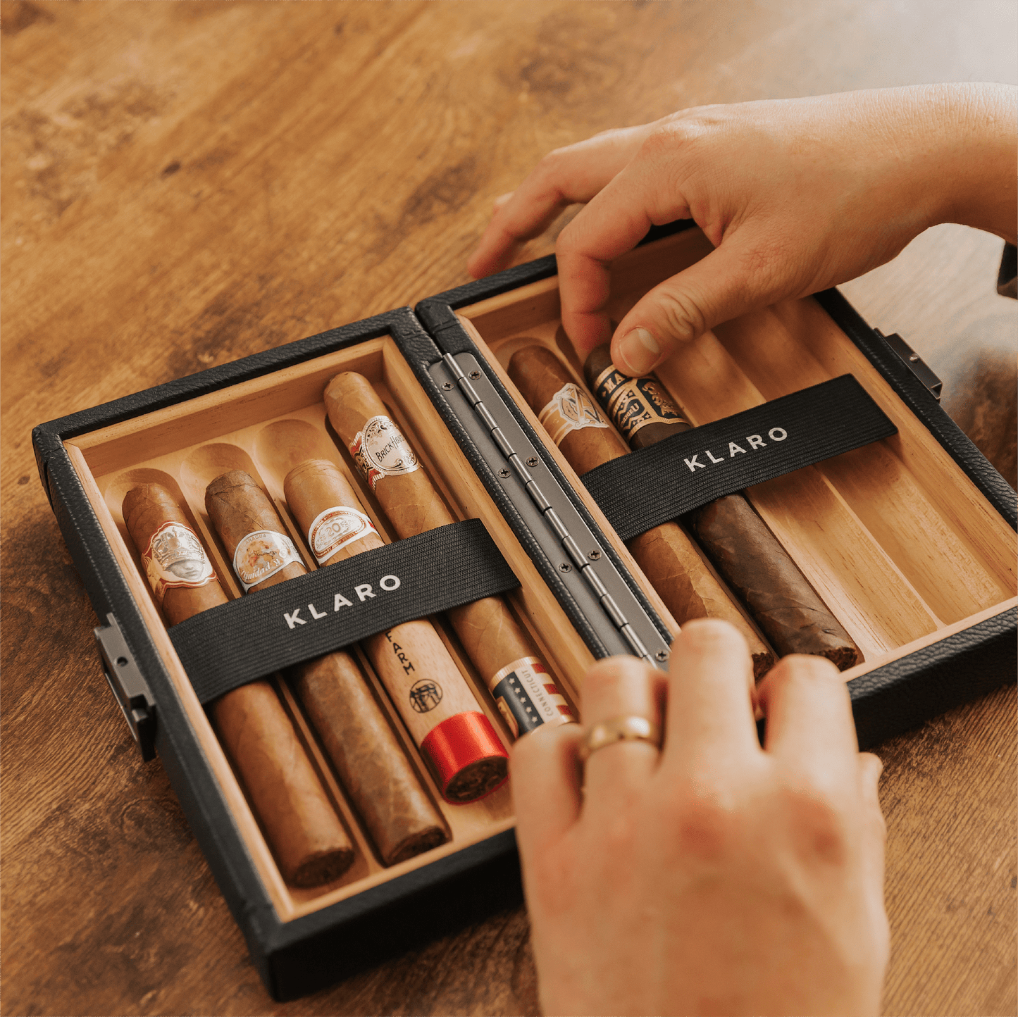 Maxwell 8-Cigar Travel Case