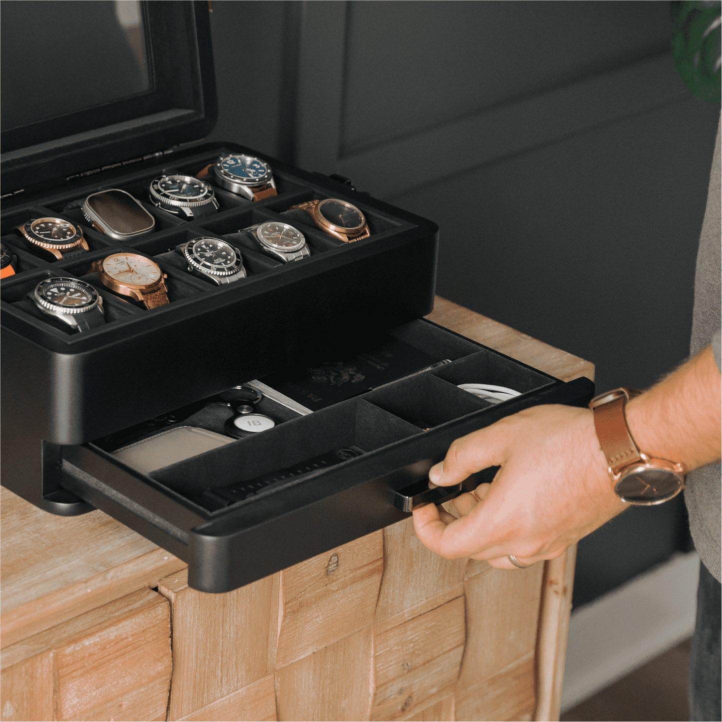 Black Edition Military Modular Watch Box - 10 Slot
